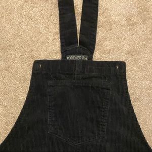 FOREVER 21 PLUS BLACK OVERALL DRESS